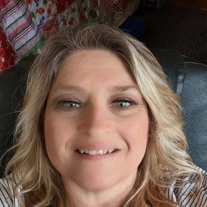 Meet your Posher, Debby